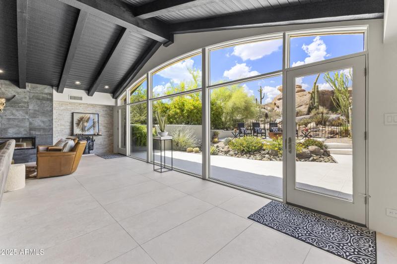 Wall of Glass Graces Great Room