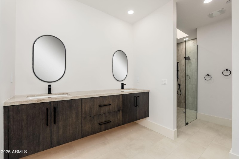 10160 E Saddle Horn Trl