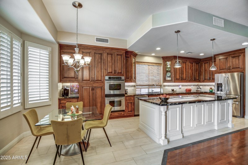Kitchen 9