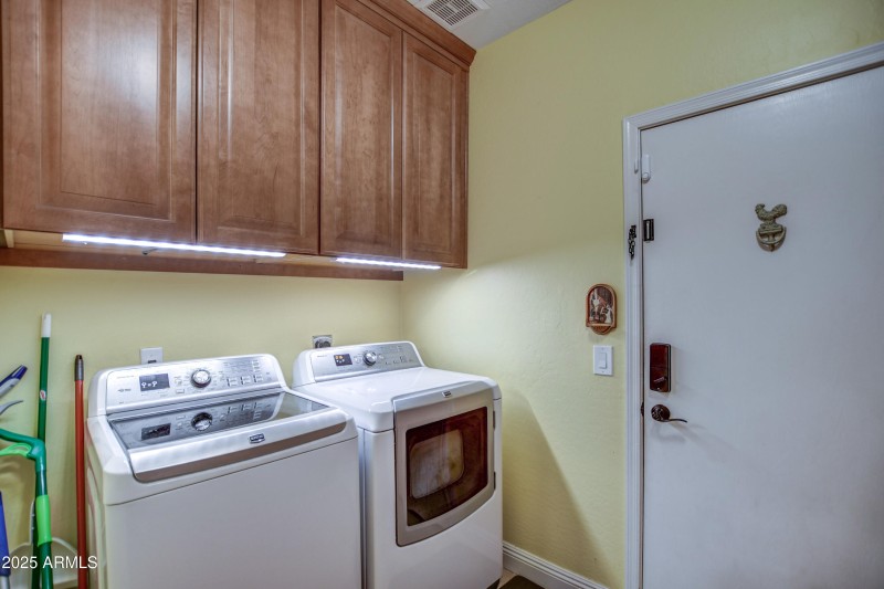 Laundry 1, 2