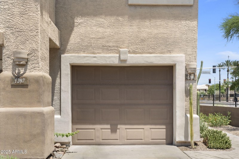 Direct access garage