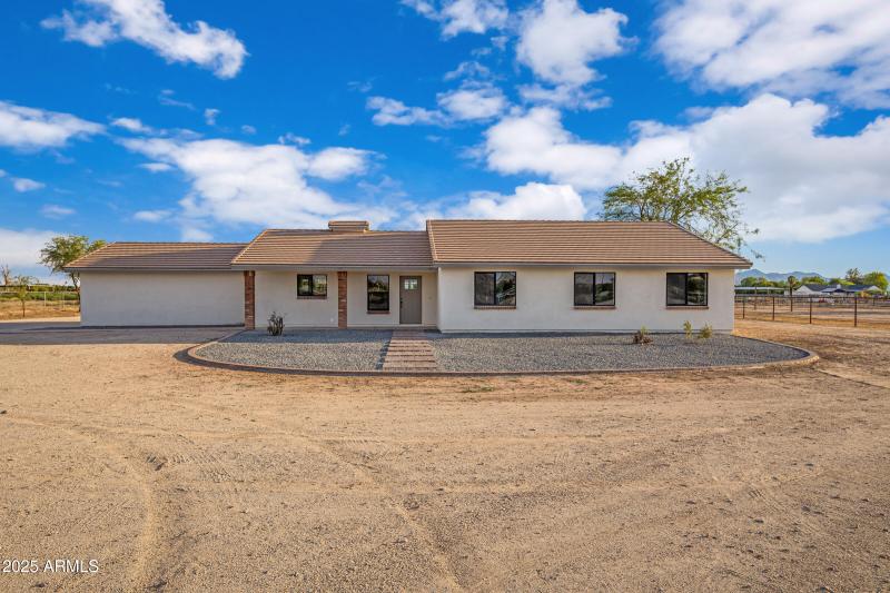 23043 E Ocotillo Rd-1