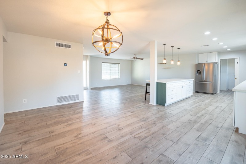 20250924_456-W-Jasper-Dr_08