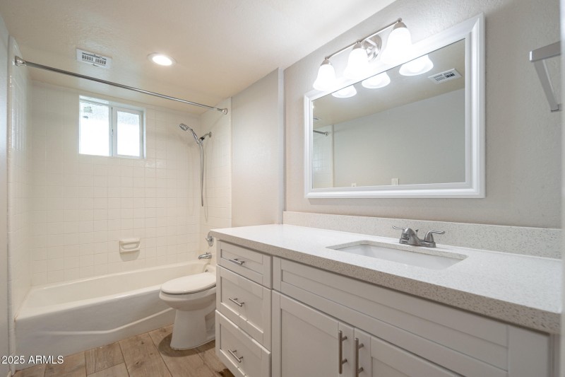 20250924_456-W-Jasper-Dr_15