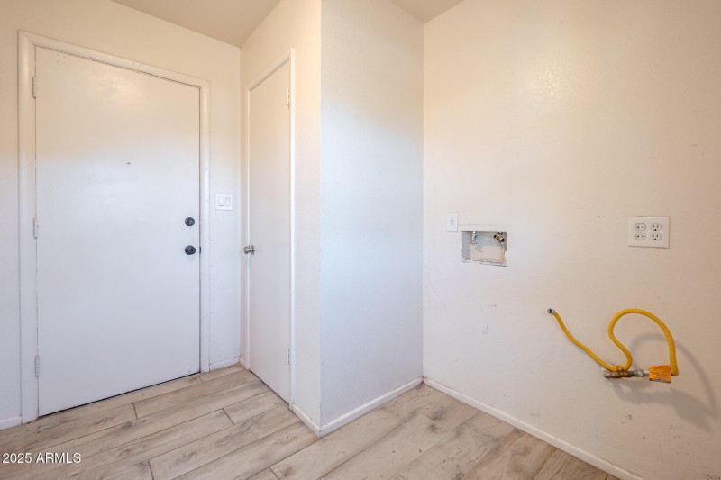 20250924_456-W-Jasper-Dr_16