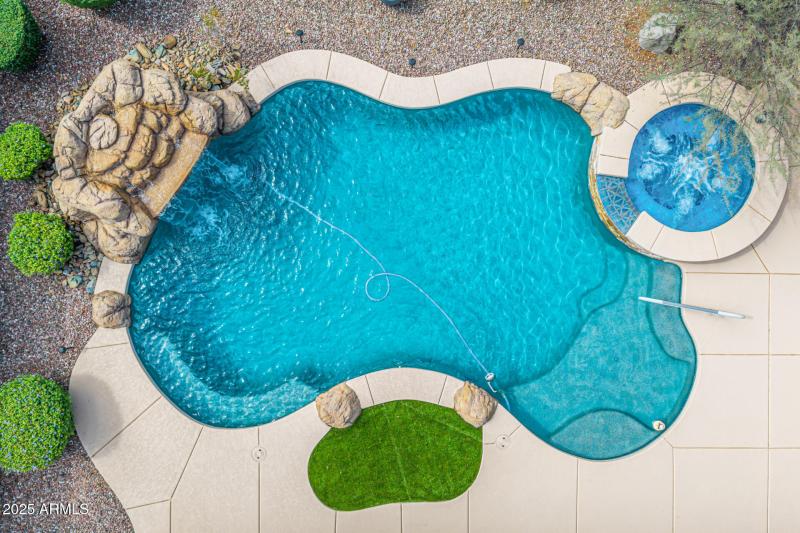 Pool overhead