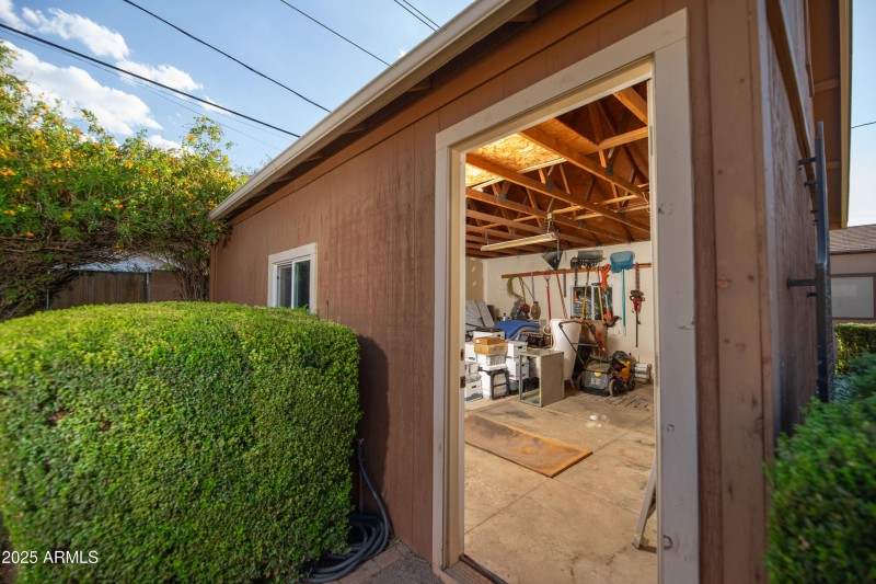 400' detached structure