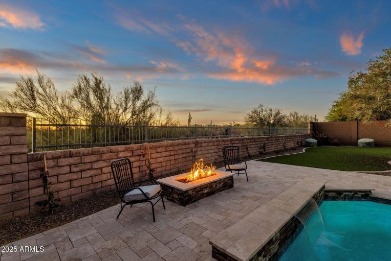 Cozy Backyard Firepit