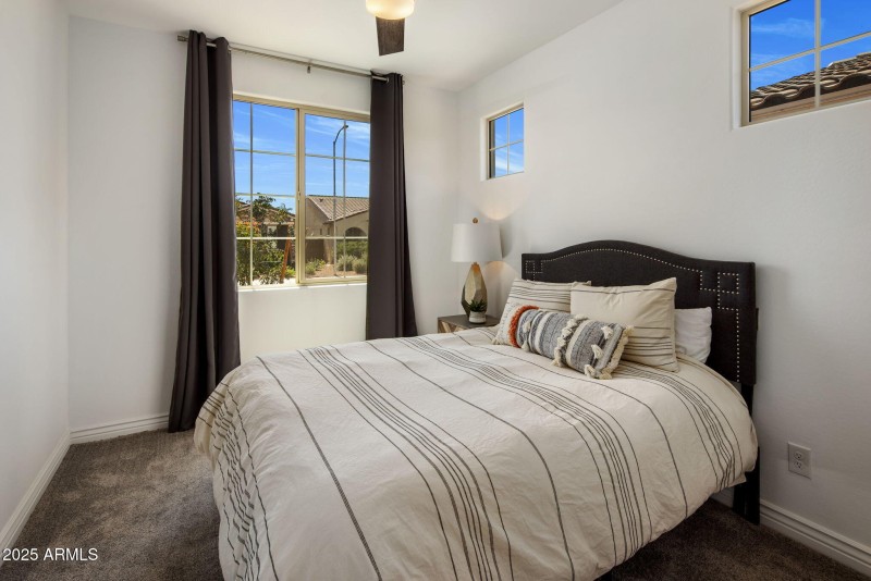 3-web-or-mls-D46A6626 copy