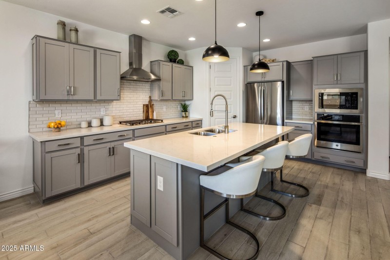 11-web-or-mls-D46A6676 copy