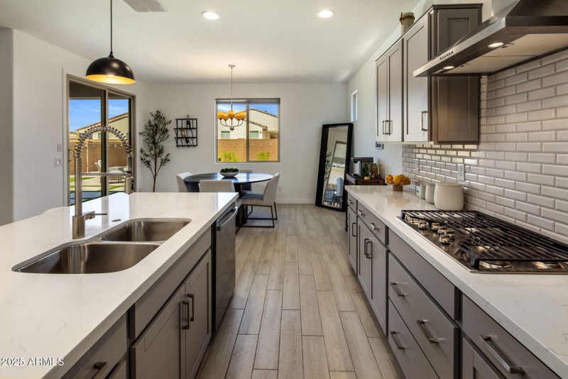 12-web-or-mls-D46A6680 copy