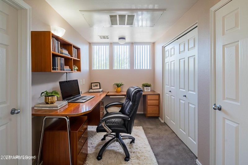 Office - Virtually Staged