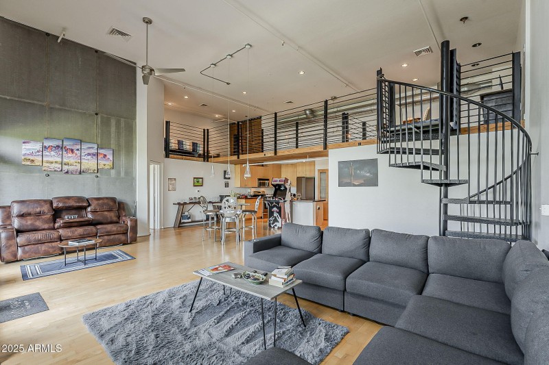 18-web-or-mls-Osborn-14