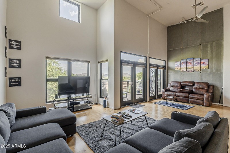 20-web-or-mls-Osborn-16