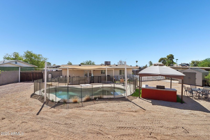 31-web-or-mls-E Duncan St-S2509-031