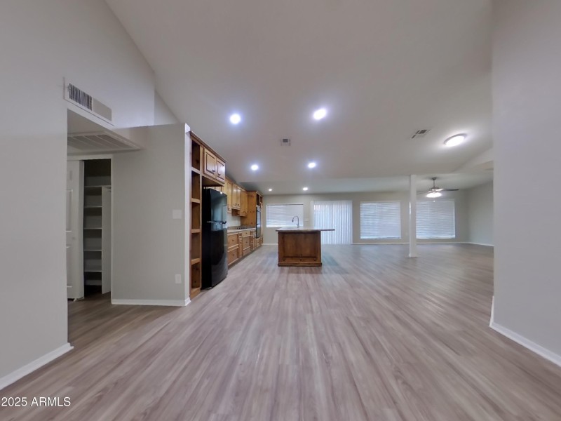 2_pc_gbrT1QqpiP_HVj2OcHAov_layout_1