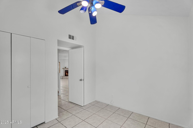 1138 E KALER DR, Phoenix