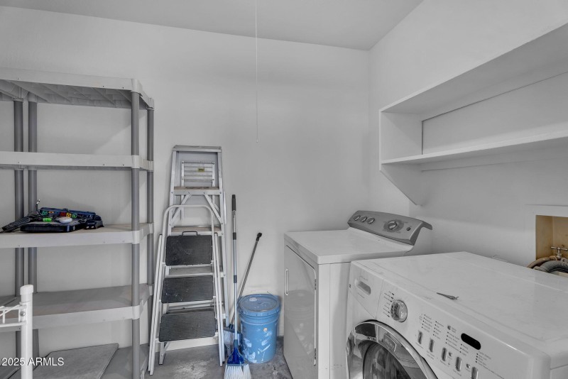 1138 E KALER DR, Phoenix