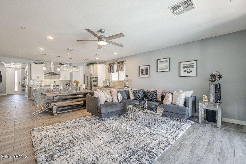 5-web-or-mls-Roy Rogers-5