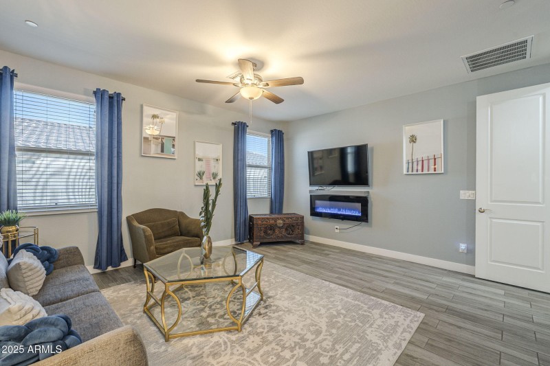 39-web-or-mls-Roy Rogers-39