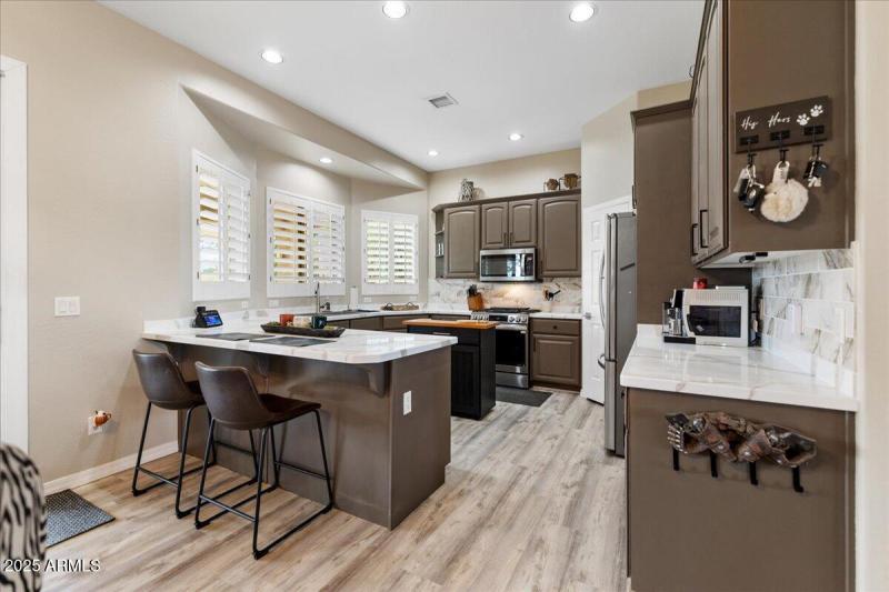 11-Kitchen