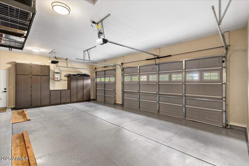 23-Garage 1