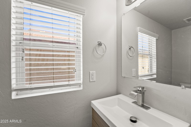 11215 W Heatherbrae Dr-16