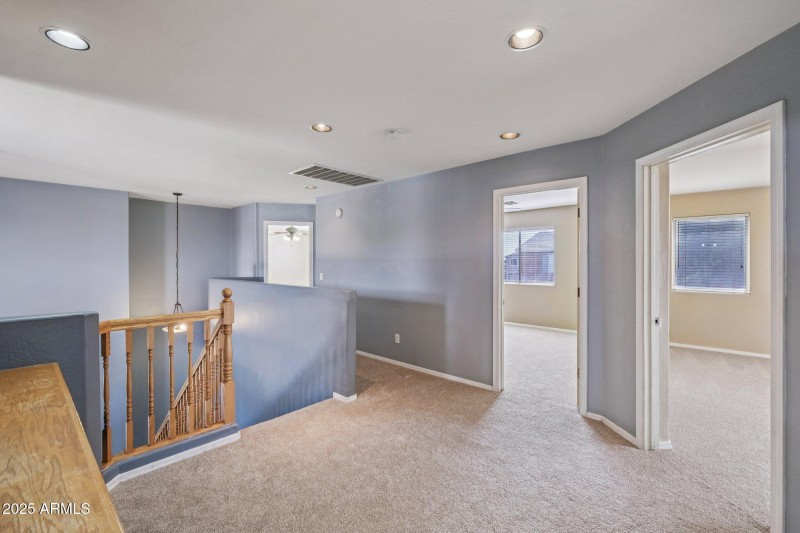 25 Loft landing