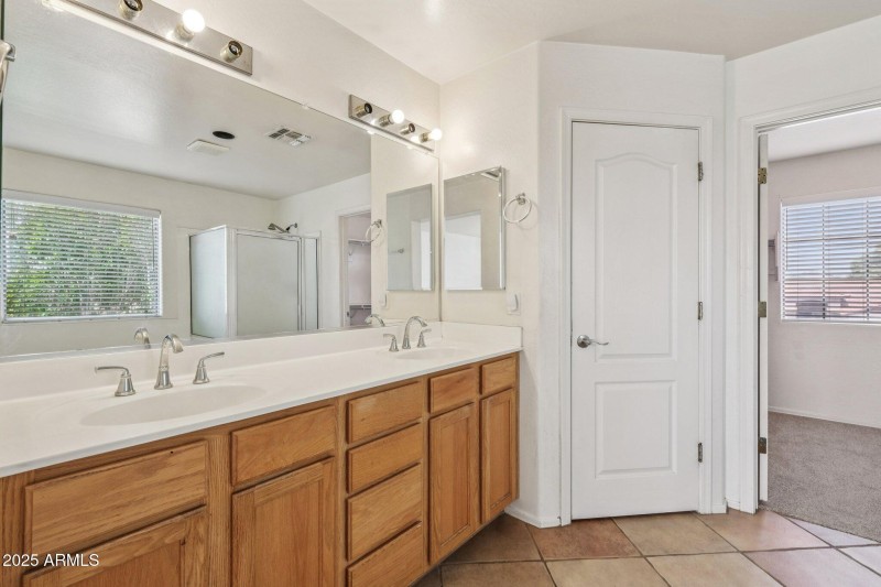 33 Main Bath