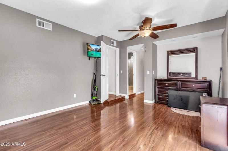 2117 W Tyson St, Chandler