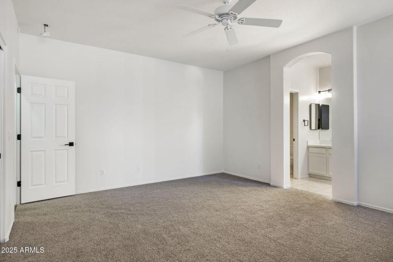 6742 E Regina St Mesa - 300