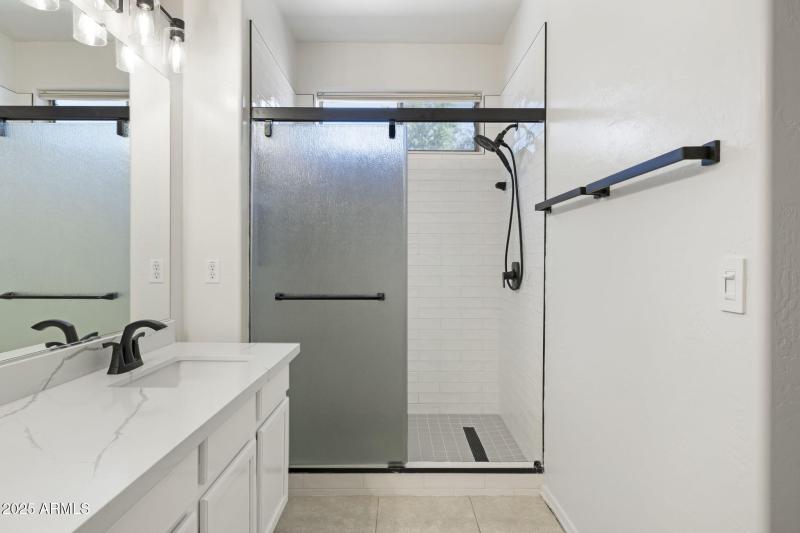 6742 E Regina St Mesa - 310