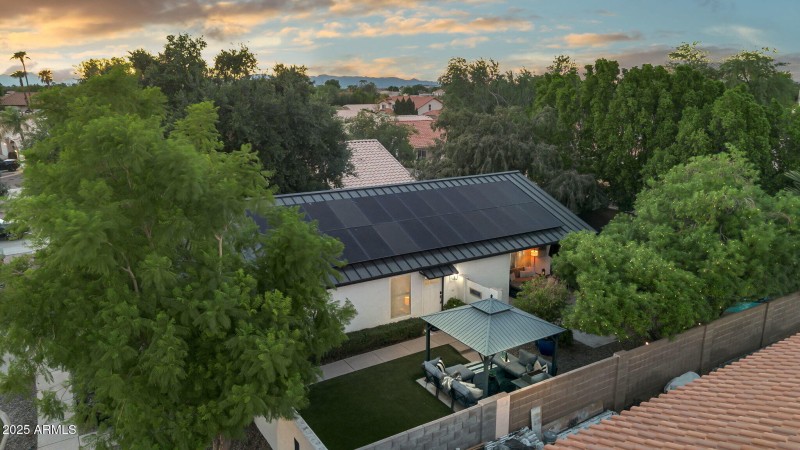 039_63-web-or-mls-dji_0107_484