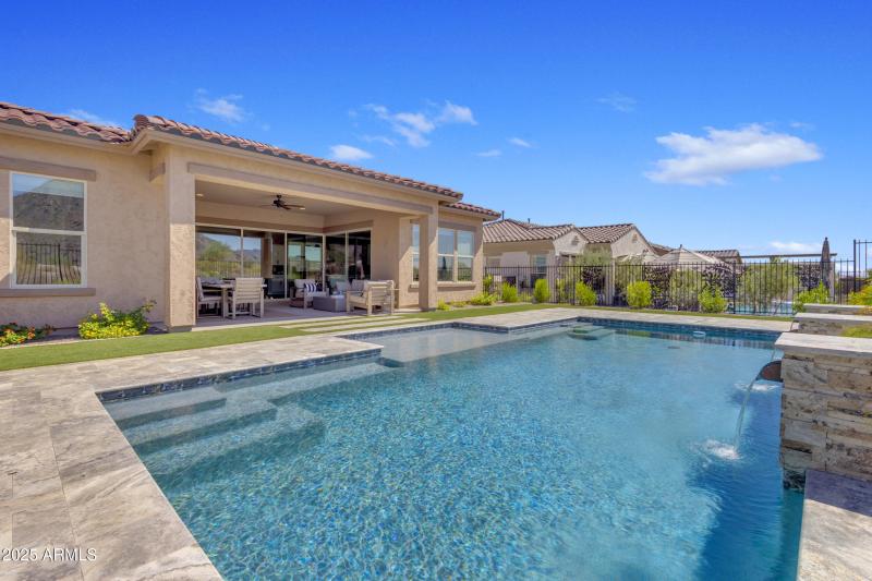 Heated and Cooled Pool