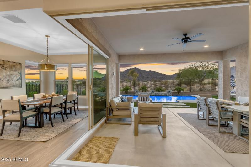 Panoramic Mountain Views