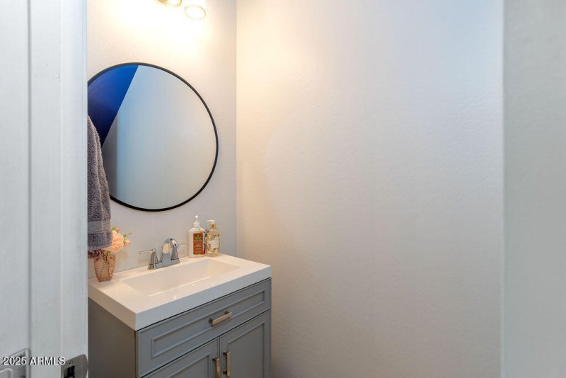 7511EOsageAveMesaAZ85212--38