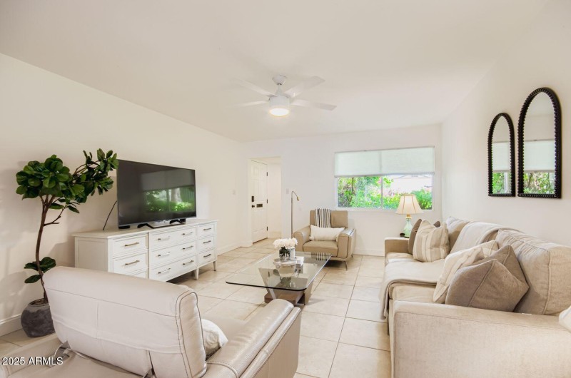 4730 N 76th Pl - Web Quality - 003 - 04