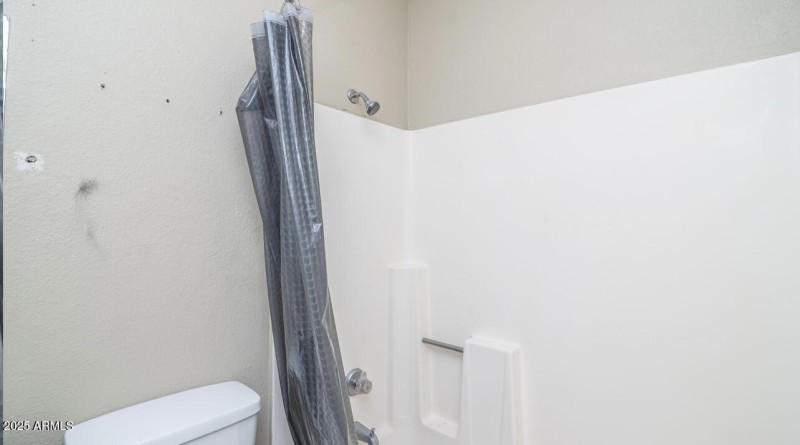 DC070374-5A55-4281-A95D-F13FCC4316F5_1_2