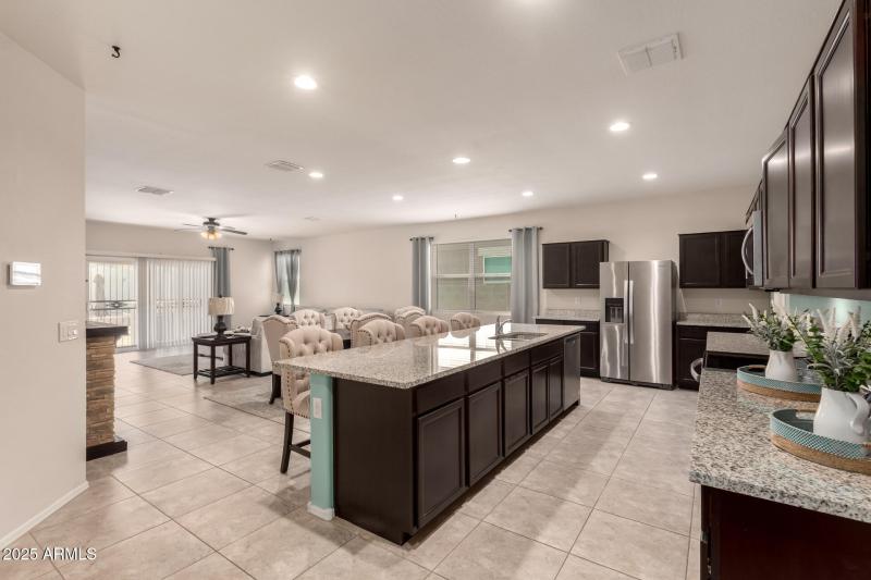 13 - Pampoloma 36371