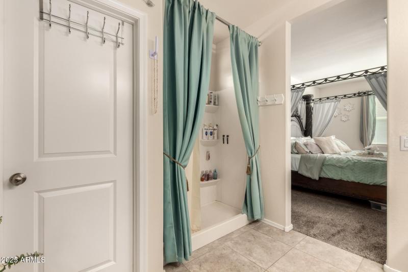 21 - Pampoloma 36371