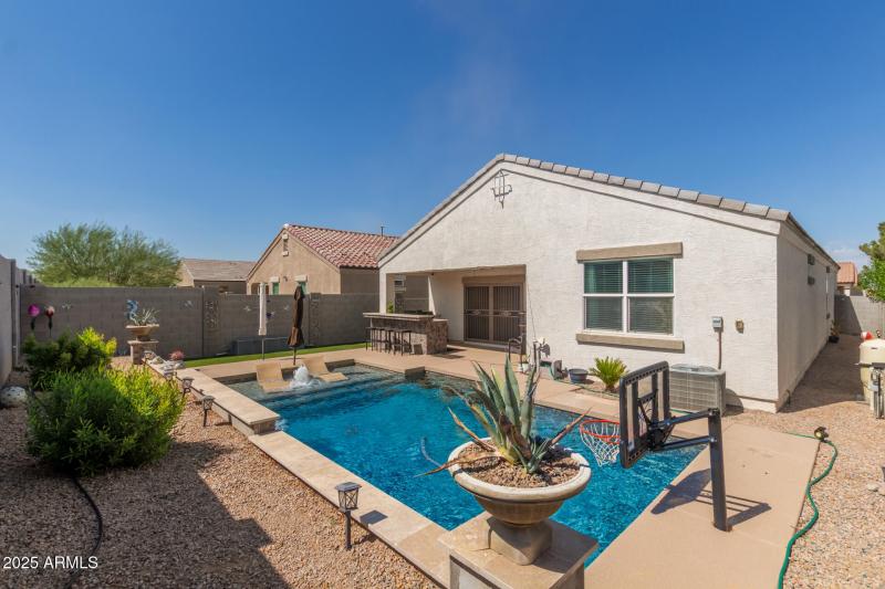 30 - Pampoloma 36371