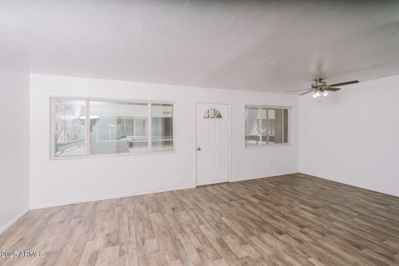 WhatsApp Image 2025-09-16 at 09.08.08