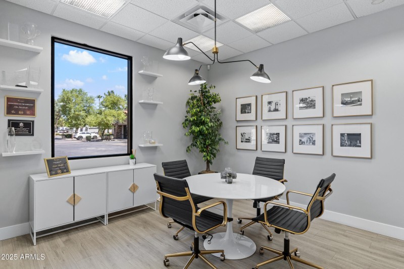 Conference room / private office 3