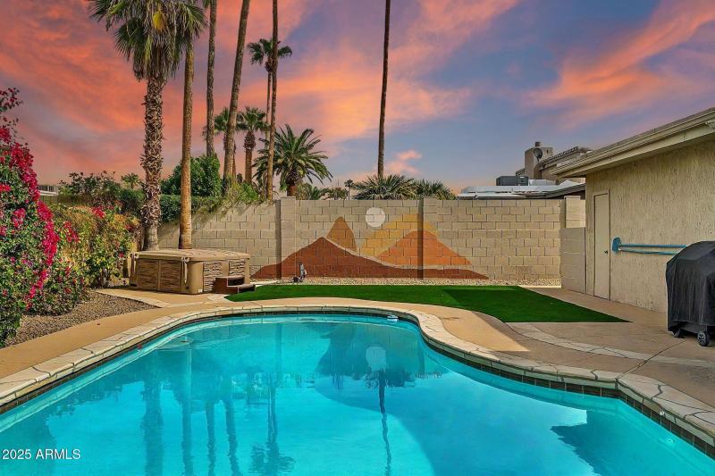 6928 E Friess Dr VT-4