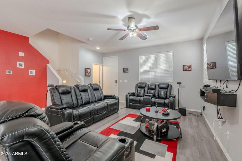 12-web-or-mls-73rd-12