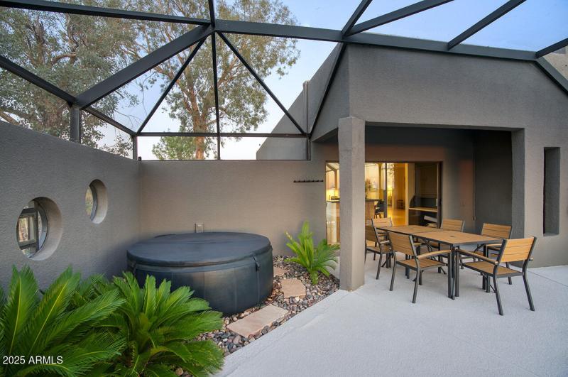 Hot tub