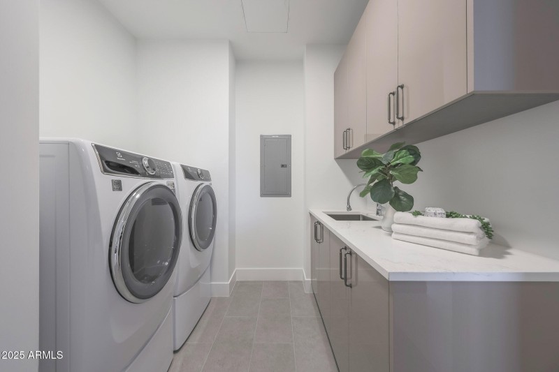 Spacious Laundry Room