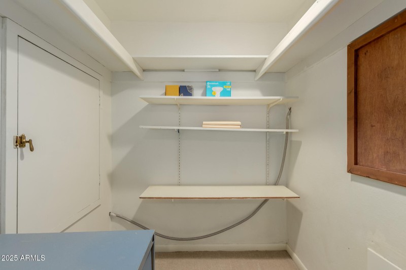 Bed 2 Walk in closet