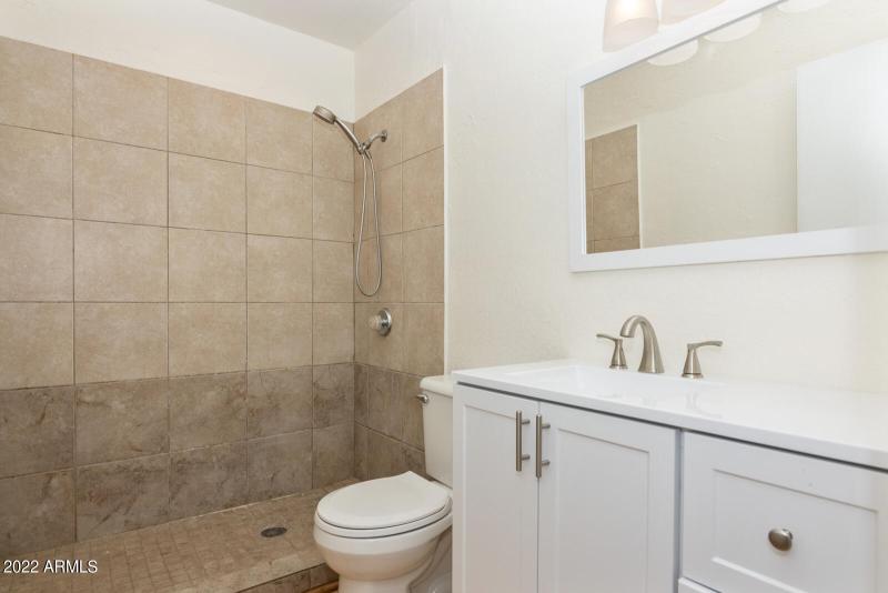 007_1600x1067_mls_1600x1067 (1)