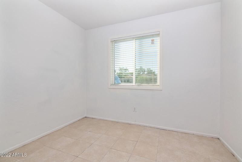 008_1600x1067_mls_1600x1067 (2)